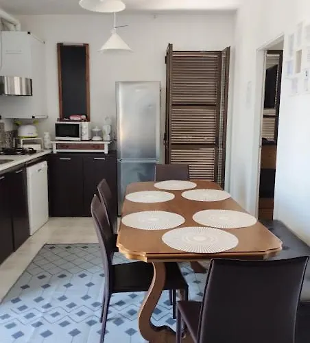 Casa Dori X 6 Persone 3 Camere, 2 Bagni, Cucina, A Pochi Minuti Dall' Aeroporto Di 