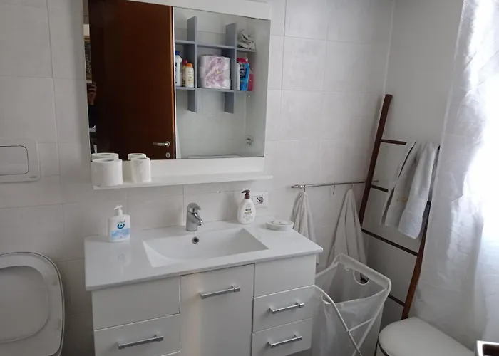 Casa Dori X 6 Persone 3 Camere, 2 Bagni, Cucina, A Pochi Minuti Dall' Aeroporto Di 