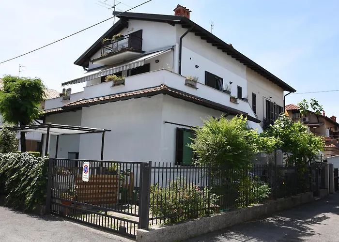 Casa Dori X 6 Persone 3 Camere, 2 Bagni, Cucina, A Pochi Minuti Dall' Aeroporto Di 